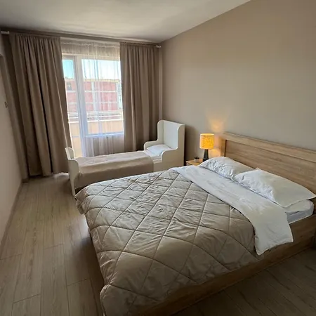 Guest Arda Apartament *